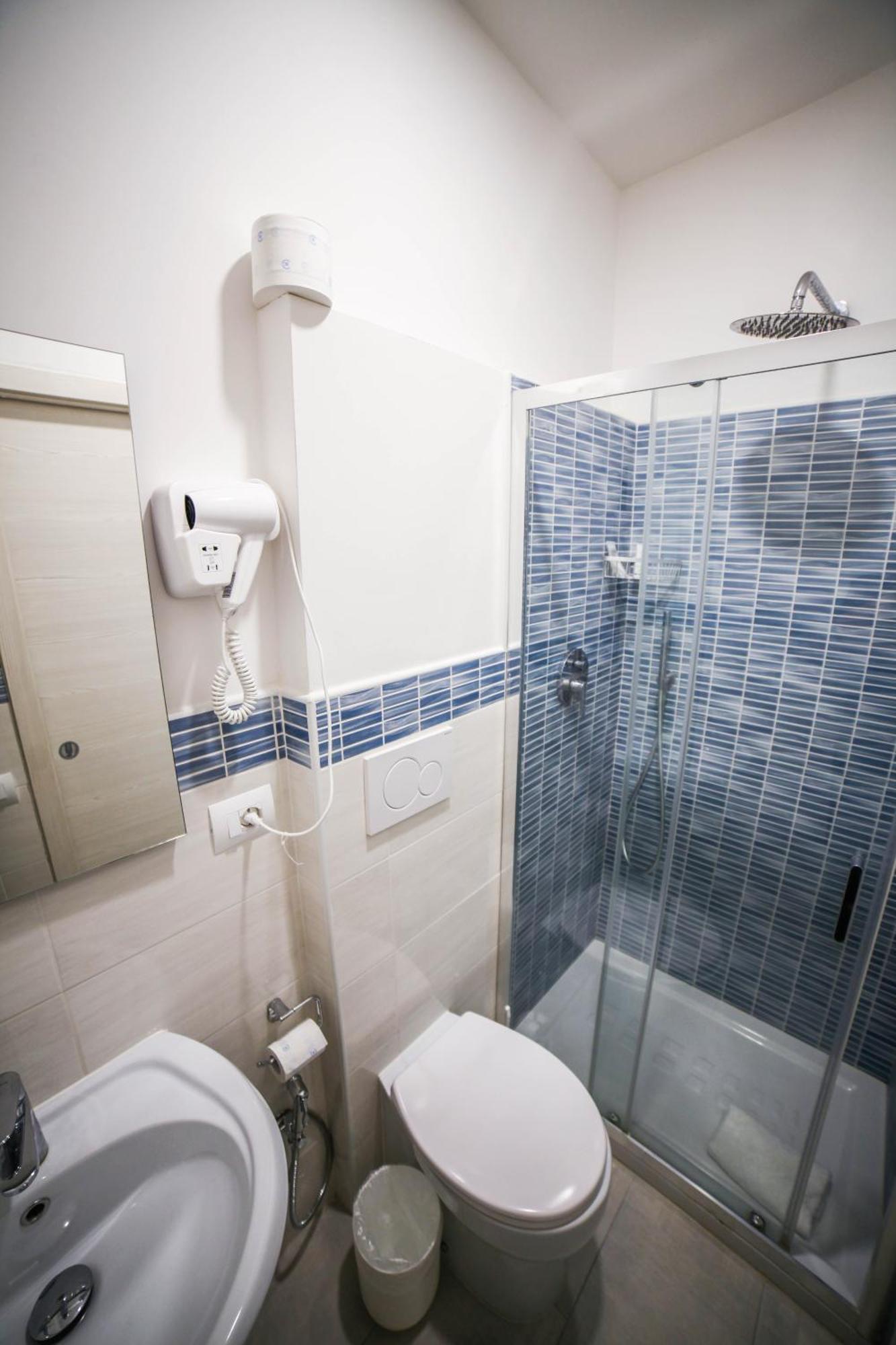 Cosmo Guesthouse Рим Экстерьер фото