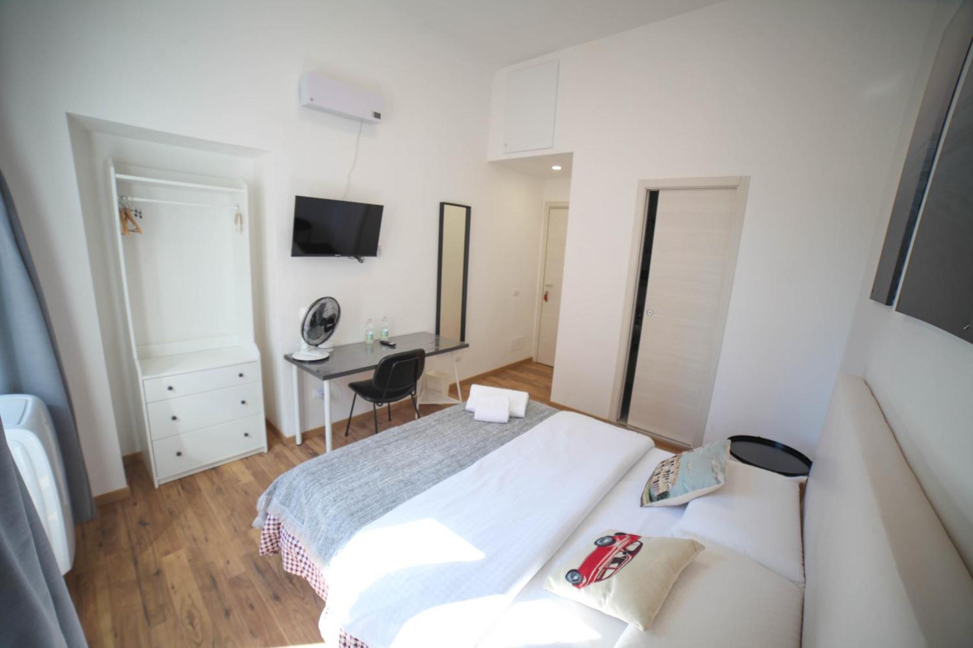 Cosmo Guesthouse Рим Экстерьер фото
