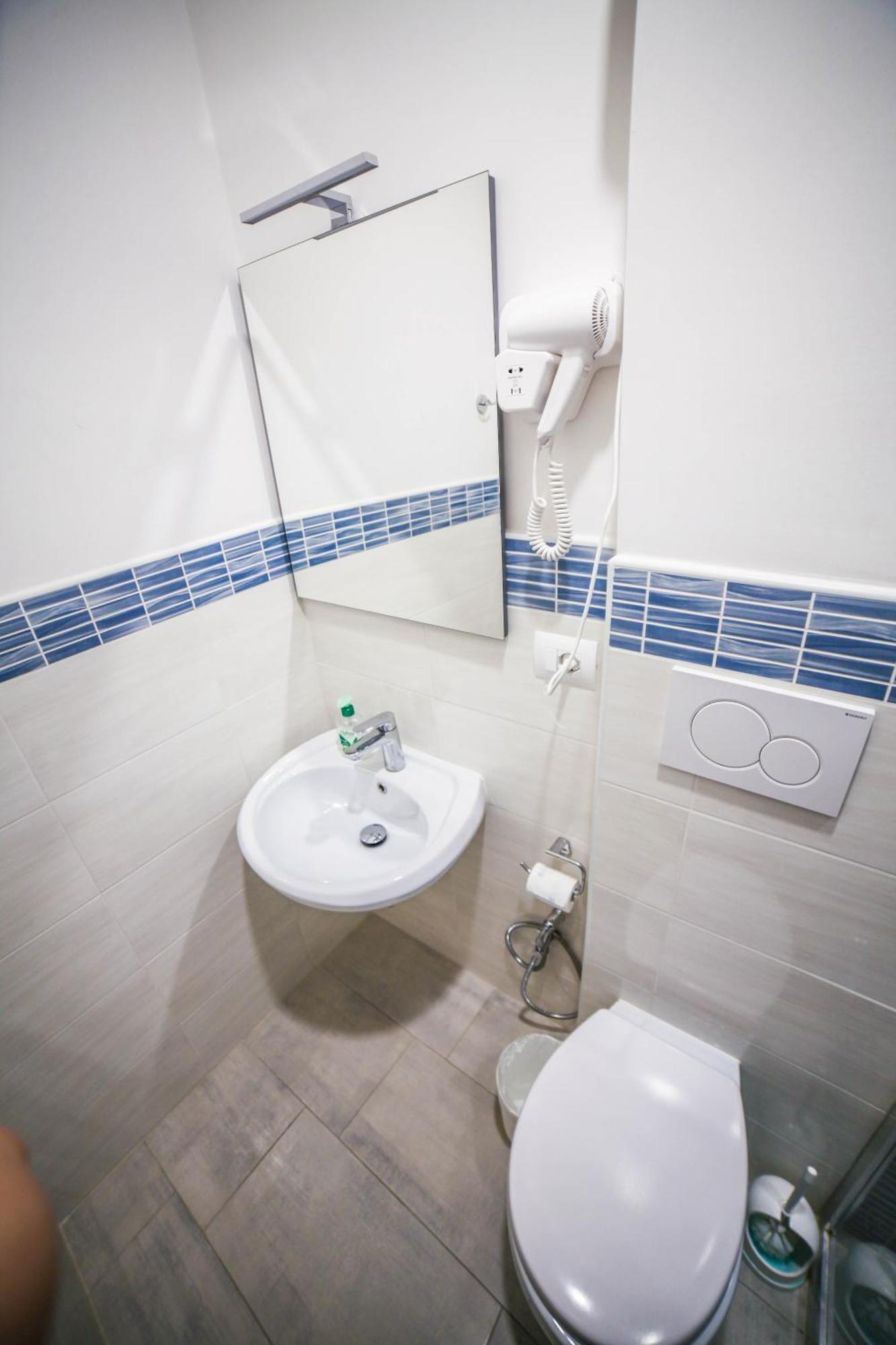 Cosmo Guesthouse Рим Экстерьер фото